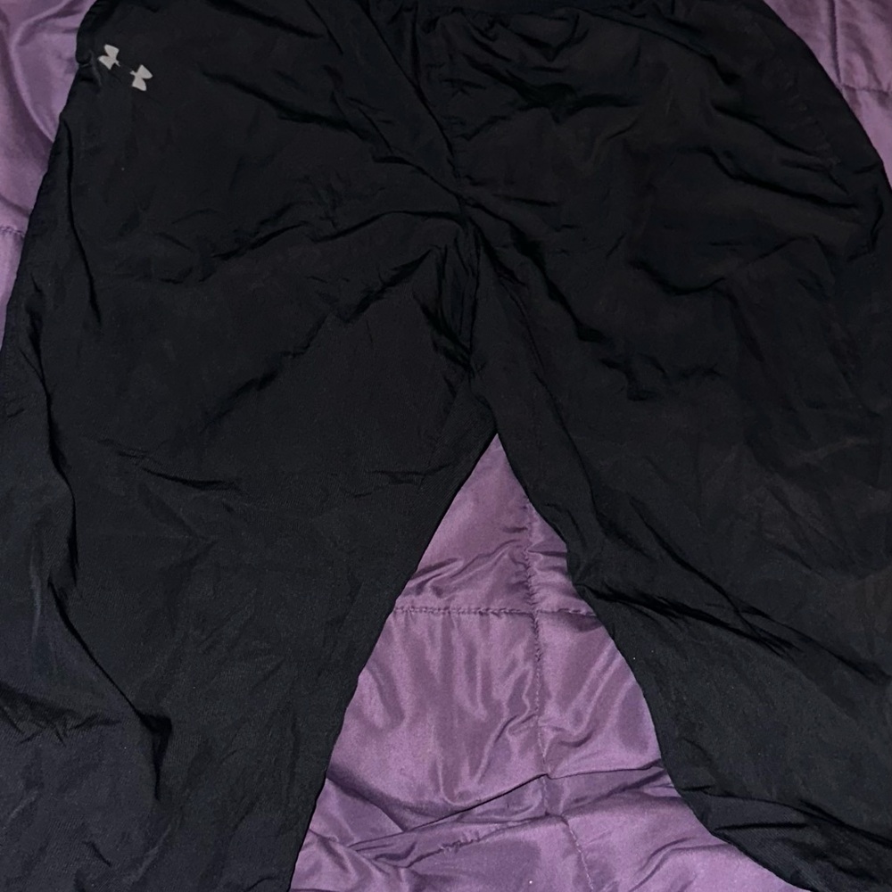 Under Armour Dark Athletic Wear